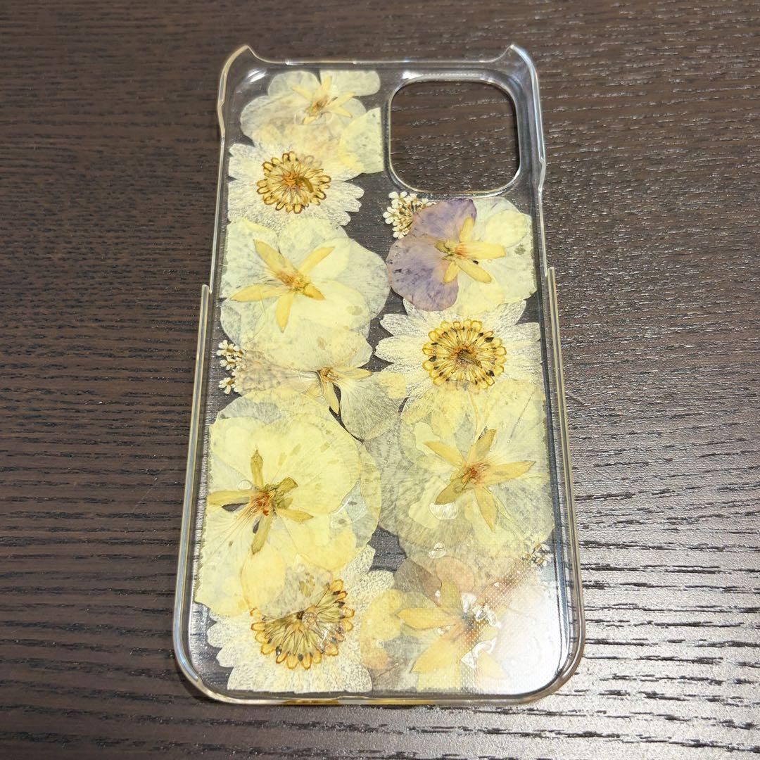 【新品】押し花 iPhone12•13miniケース イエロー系の写真2枚目