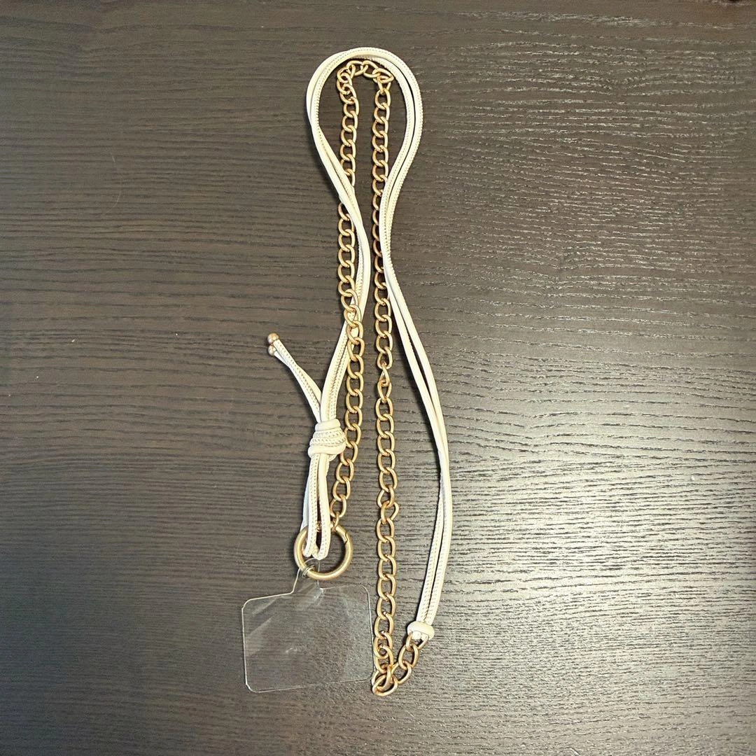【新品】スマホショルダーストラップ ゴールドチェーン ホワイトの写真2枚目