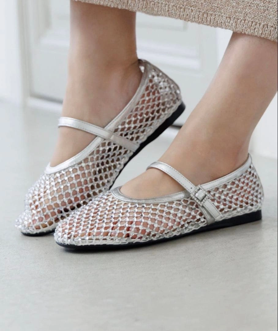 【週末セール】【卑弥呼】【新品】NICALラインストーンメッシュパンプスの写真2枚目