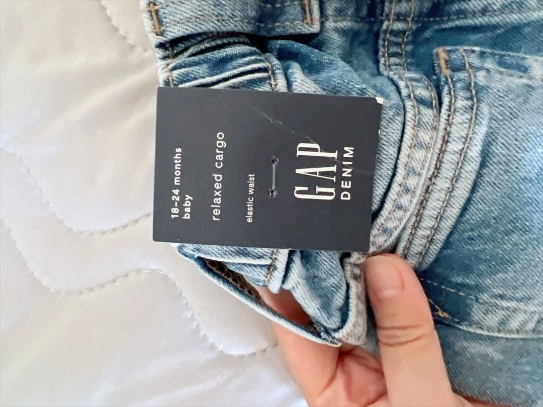 新品あり baby GAP カーディガン デニムパンツ セットの写真4枚目