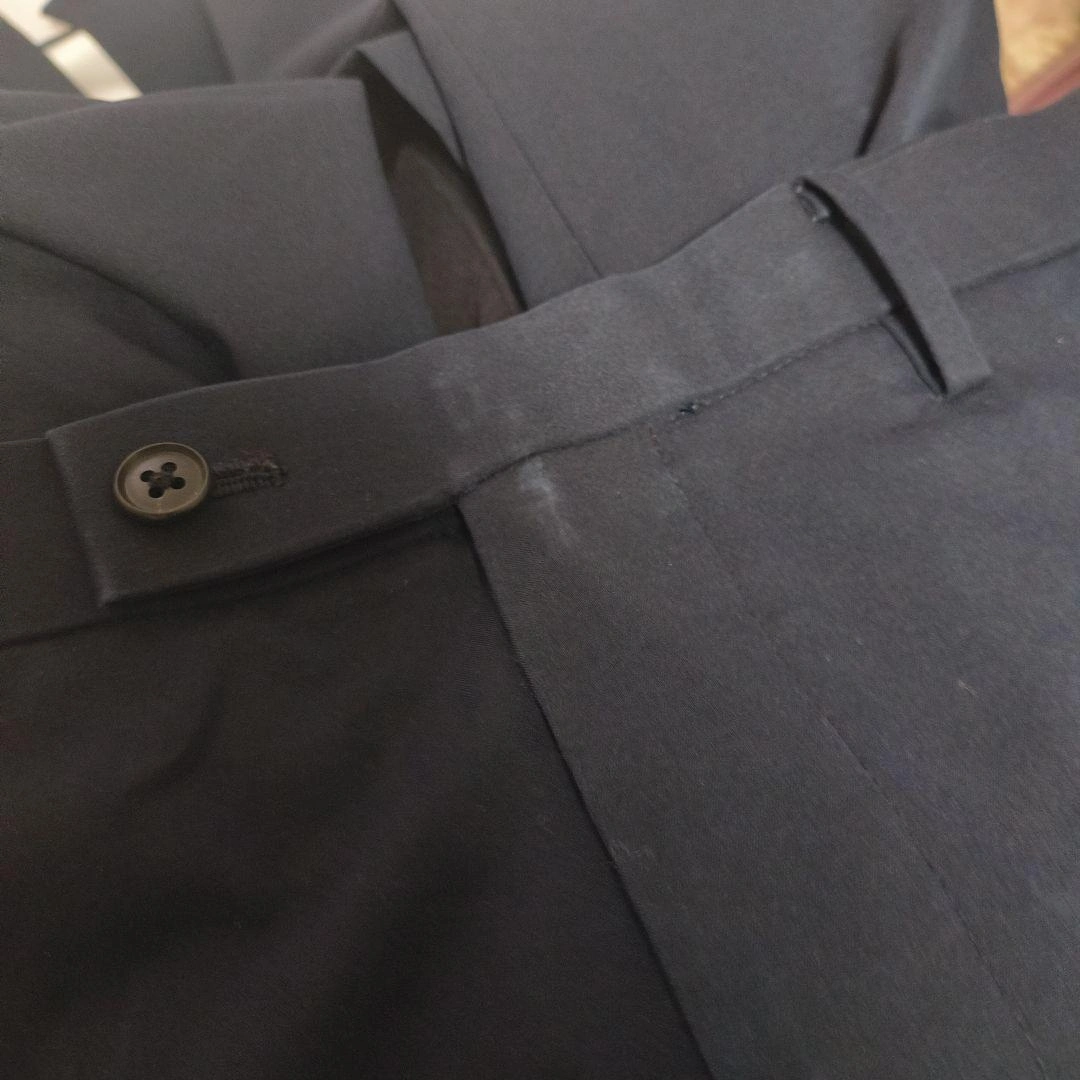 UNIQLO スラックス パンツ ブラック 79cmの写真4枚目