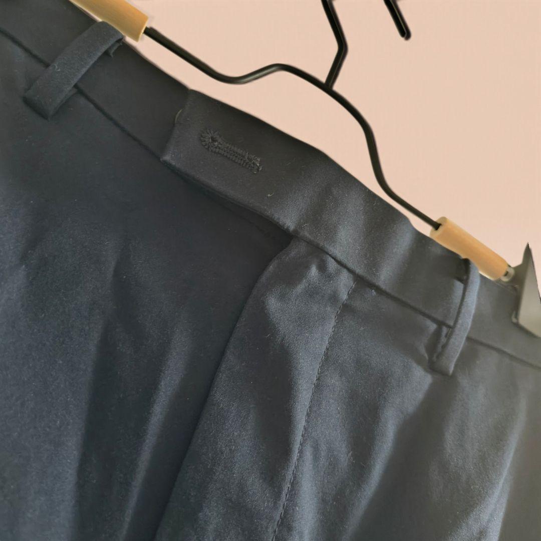 UNIQLO スラックス パンツ ブラック 79cmの写真5枚目