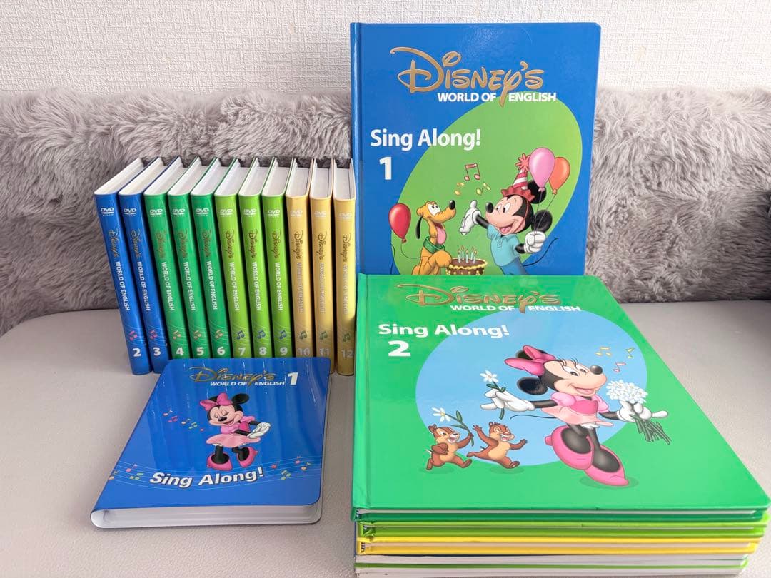 【美品】ディズニー英会話シングアロング 2019年版 DVD12枚 CD8枚 絵本付き