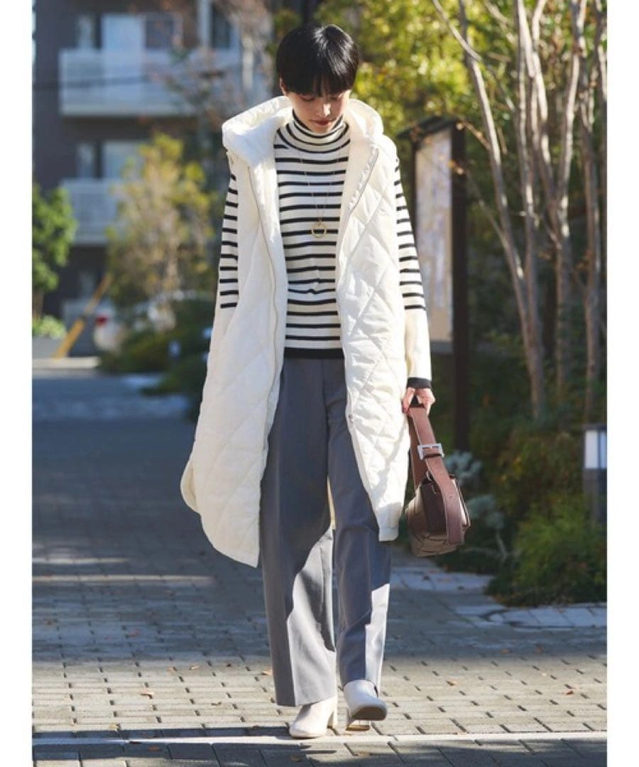 AMERICAN HOLIC キルティングフードベスト ホワイトの写真2枚目