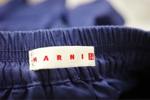 MARNI UNIQLO フレアスカート ネイビー Mの写真3枚目