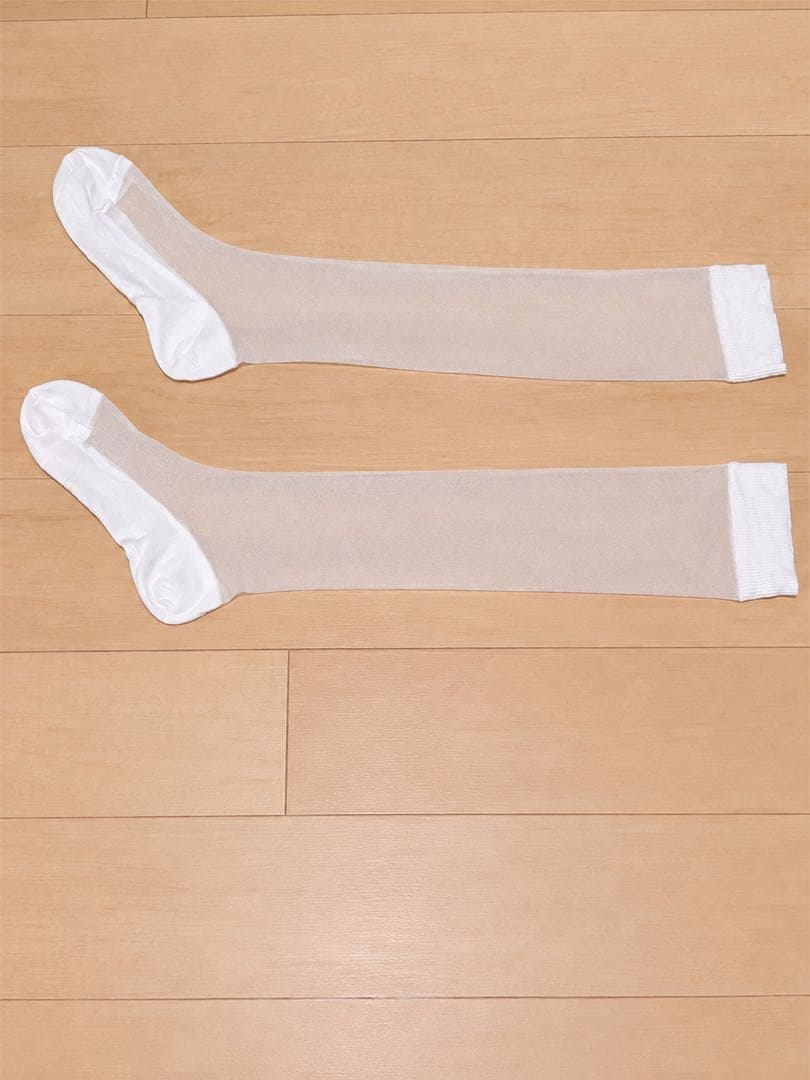 靴下屋Tabioストッキング感覚で履ける 靴下 ハイソックス タイプオフホワイトの写真2枚目