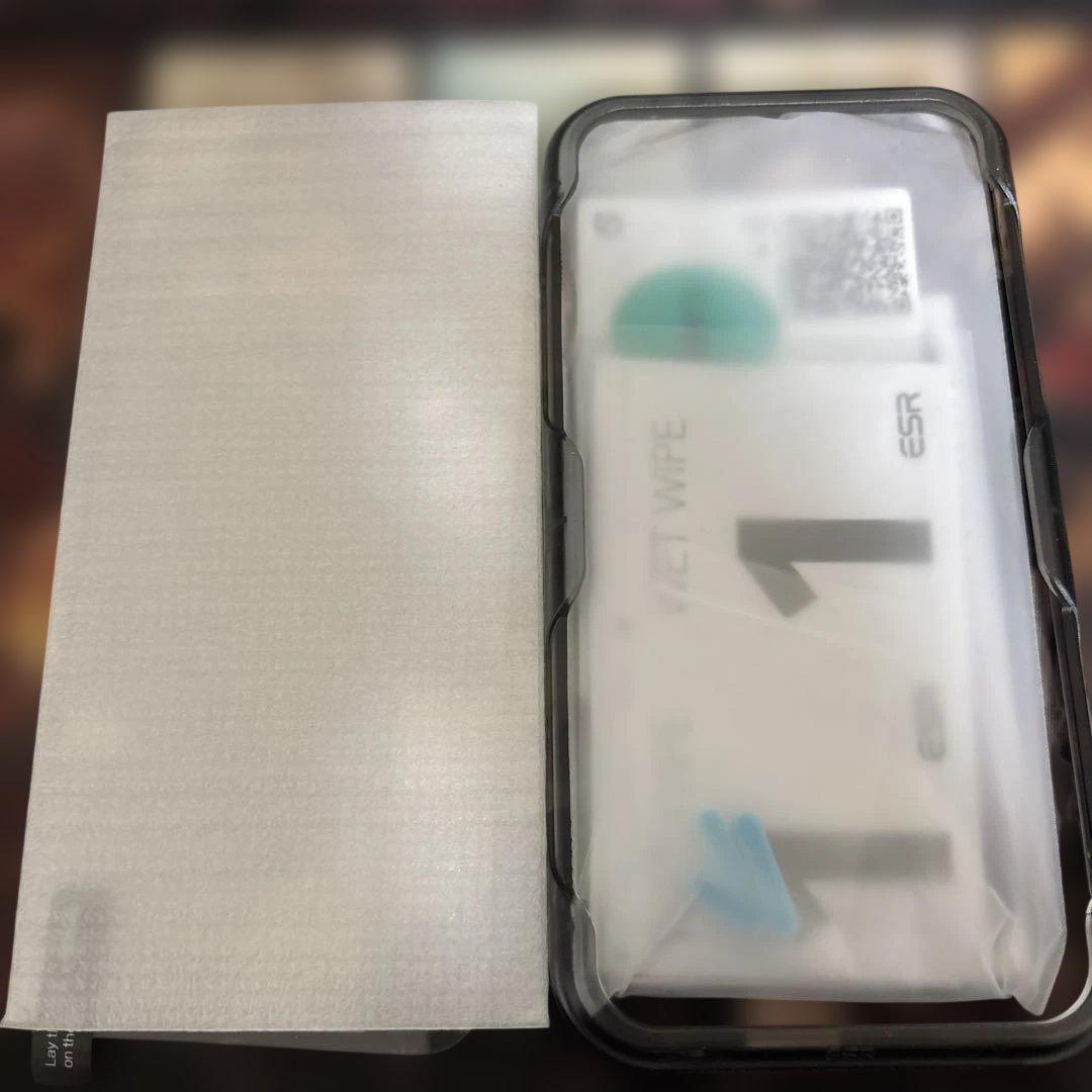 iPhone15pro ガラスフィルム アシスト付き