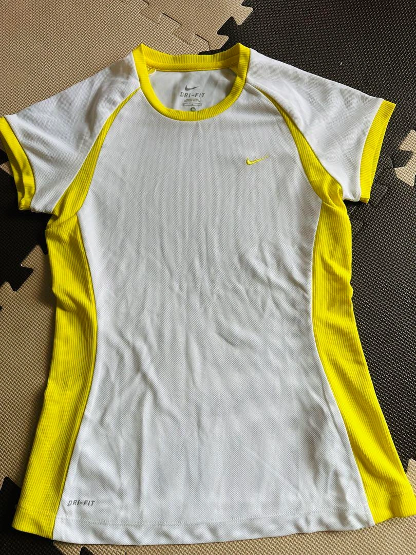 美品 レディース ナイキ Nike DRI-FIT 半袖Tシャツ Mサイズ