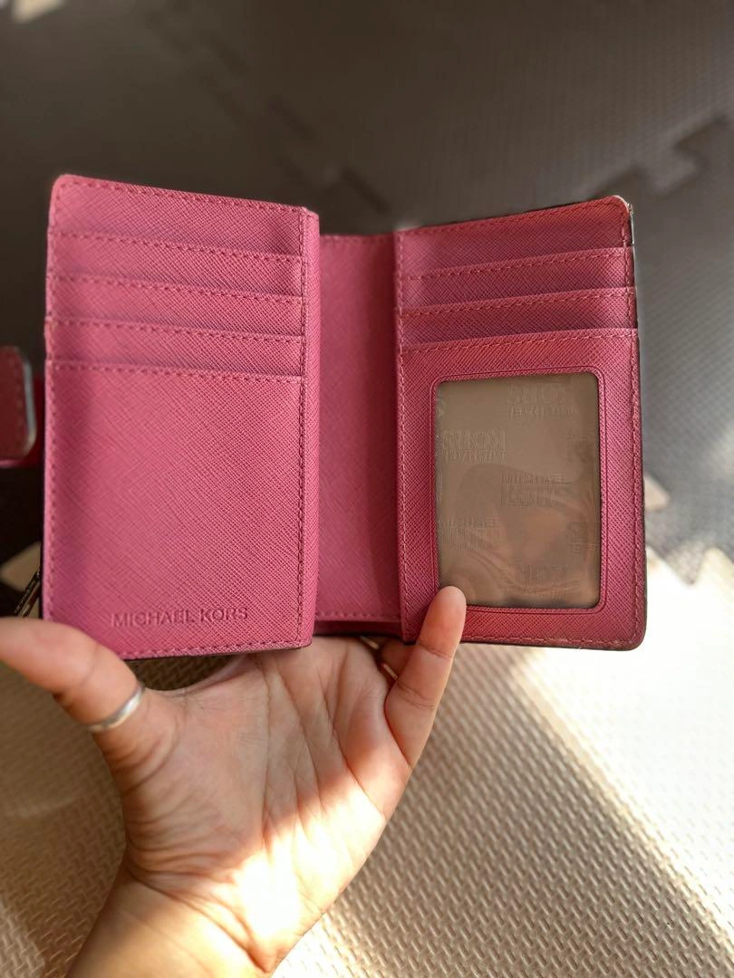 MICHAEL KORS 二つ折り財布 ピンクの写真3枚目