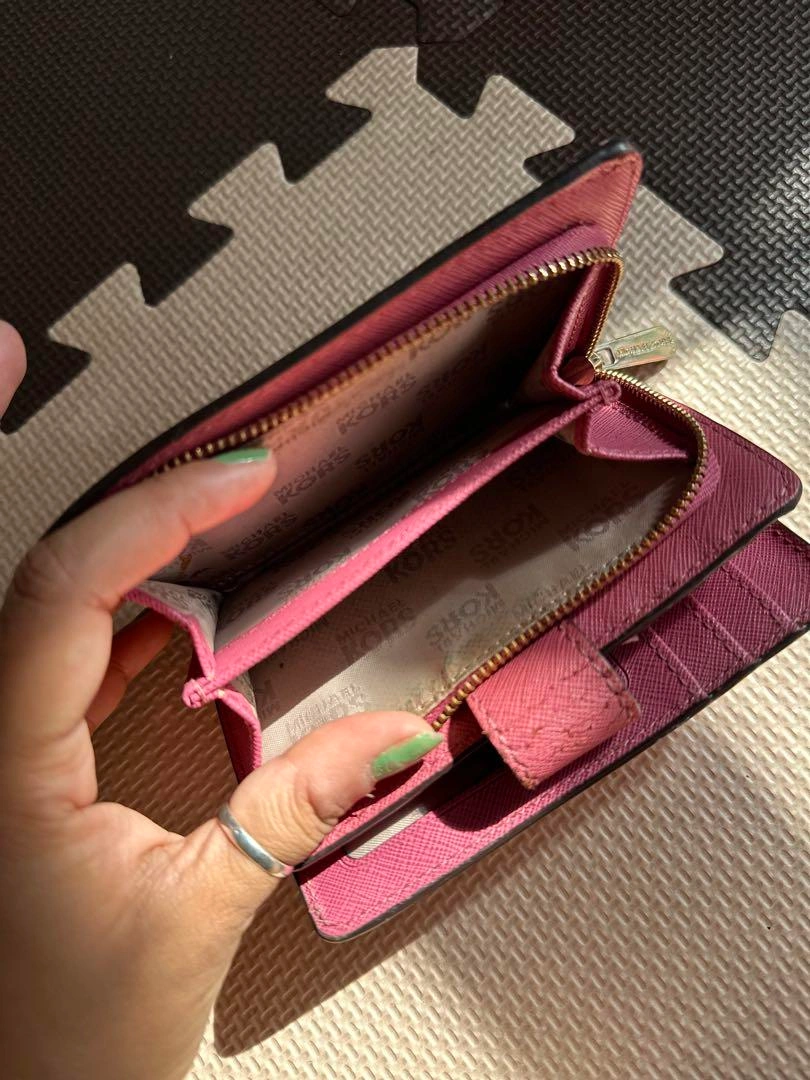 MICHAEL KORS 二つ折り財布 ピンクの写真9枚目