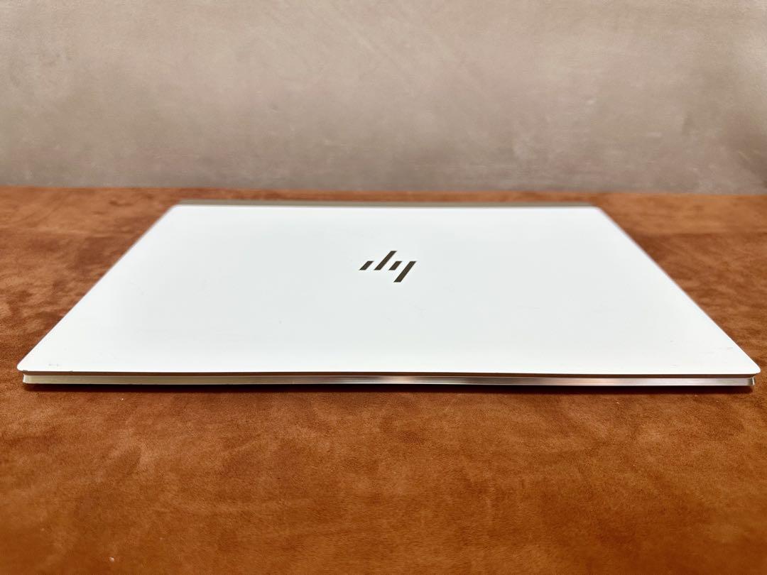 HP Spectre 13 i7-8550U 16 512 13.3の写真11枚目