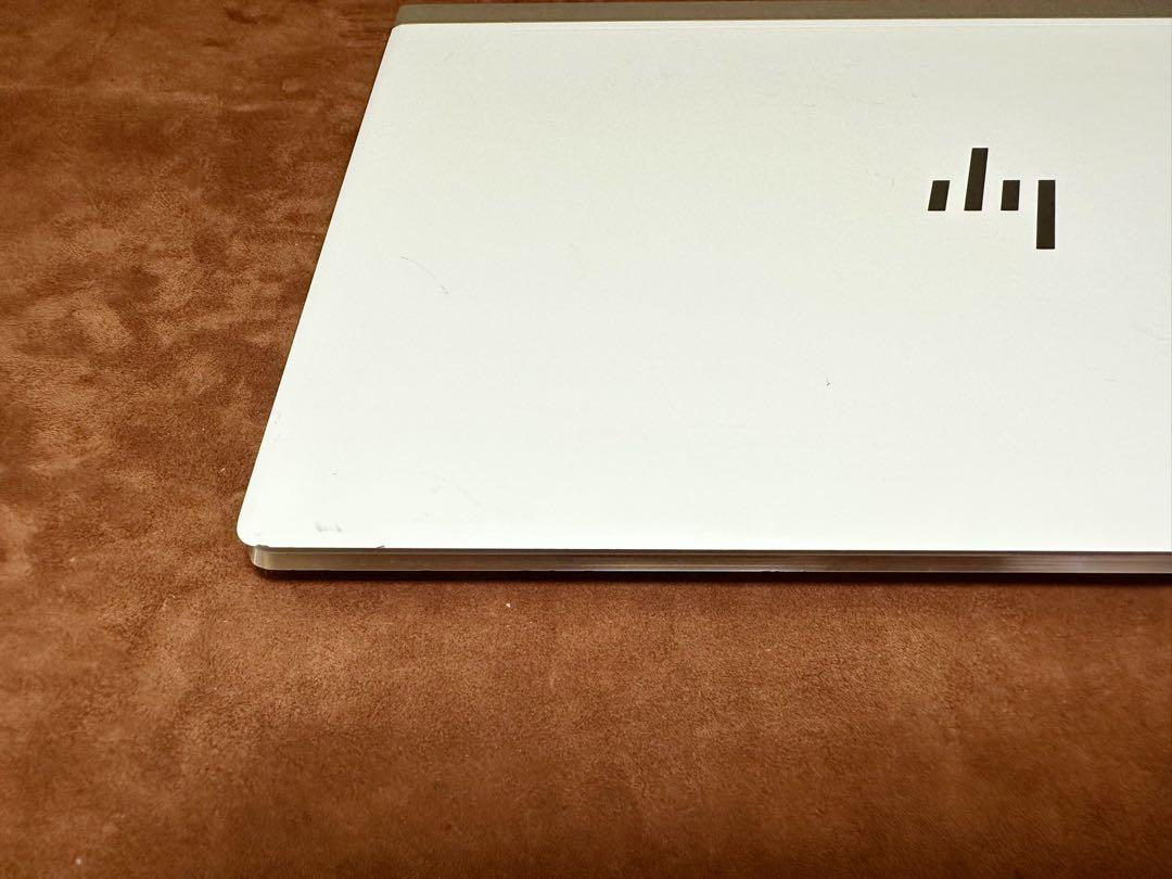 HP Spectre 13 i7-8550U 16 512 13.3の写真12枚目