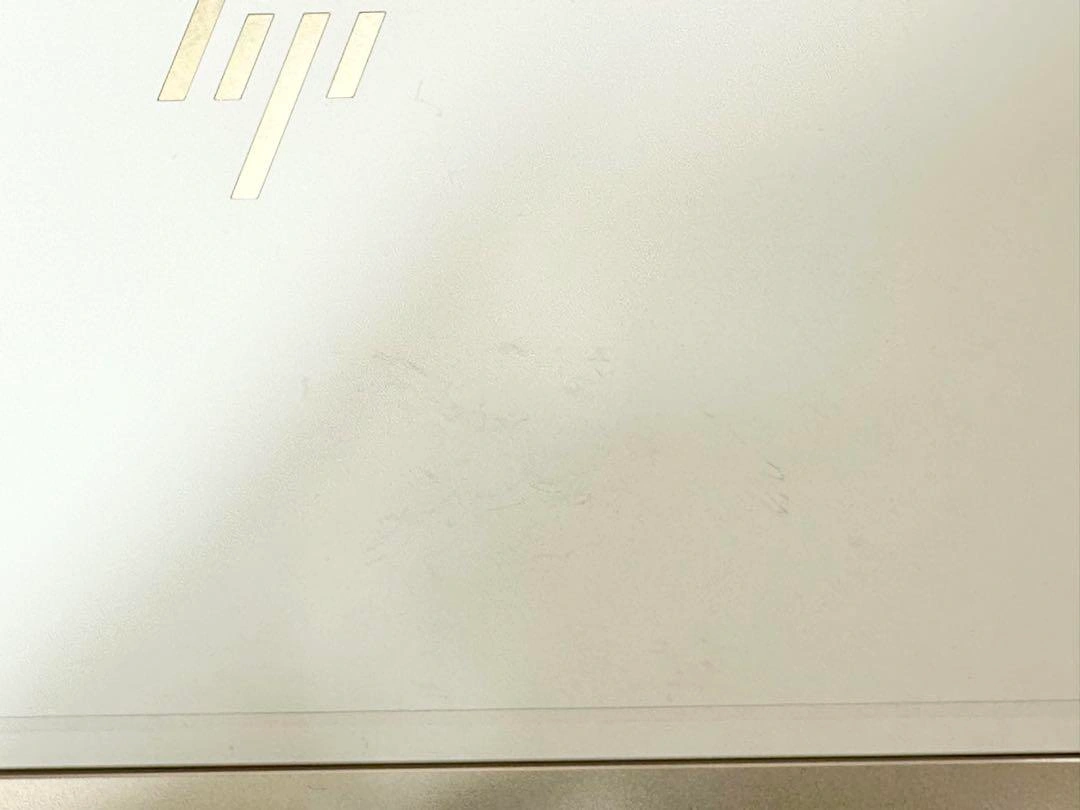 HP Spectre 13 i7-8550U 16 512 13.3の写真6枚目