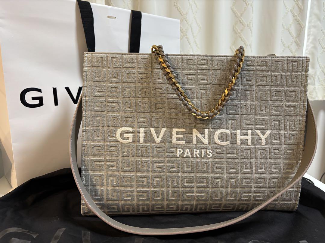 GIVENCHY ショルダーバッグ(超美品)の写真2枚目