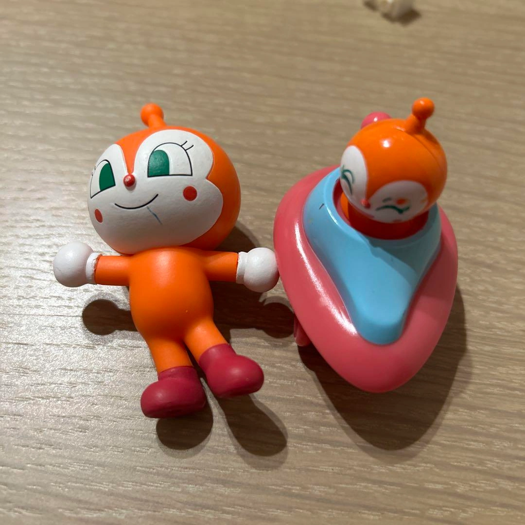 アンパンマン キャラクターとロケットセット ドキンちゃんセット