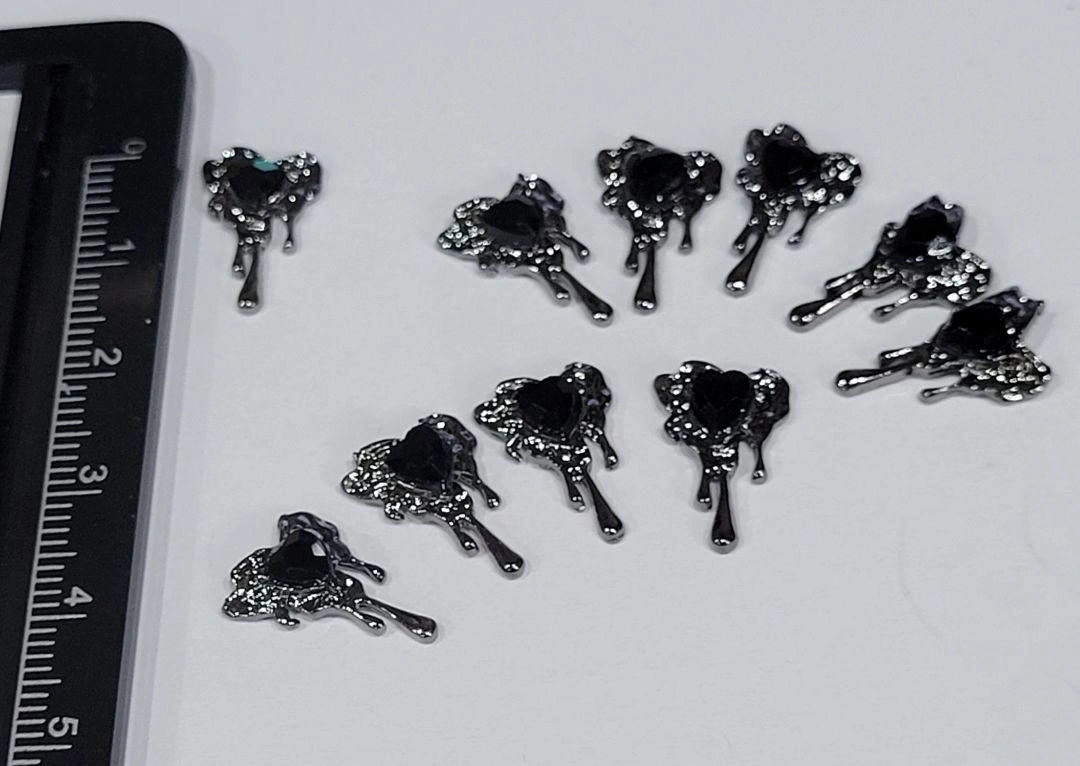 ネイルパーツ デコパーツ 黒ハート ストーン ゴシック 10個セット