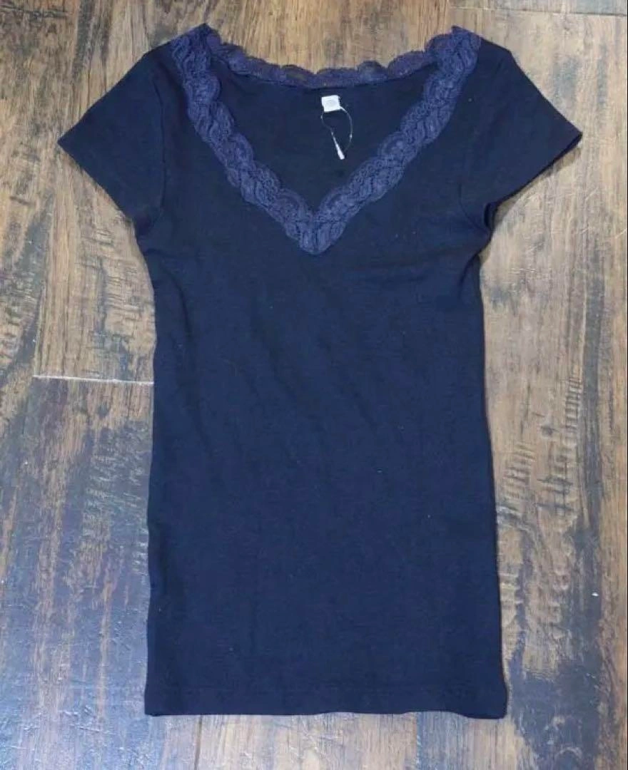 ユニクロUNIQLOレースTシャツ新品未使用Sサイズ