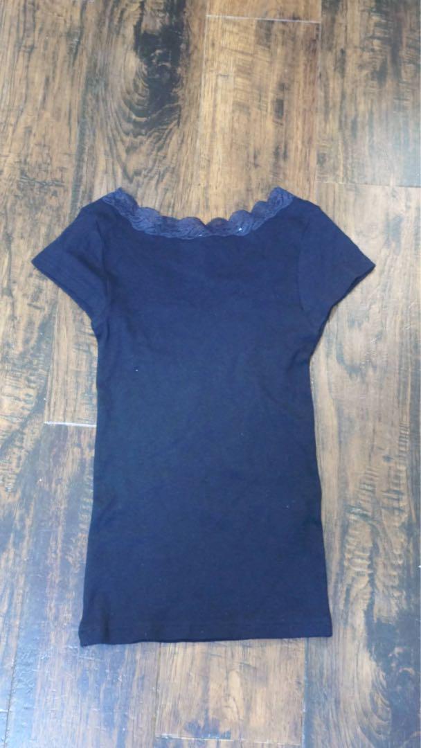 ユニクロUNIQLOレースTシャツ新品未使用Sサイズの写真3枚目