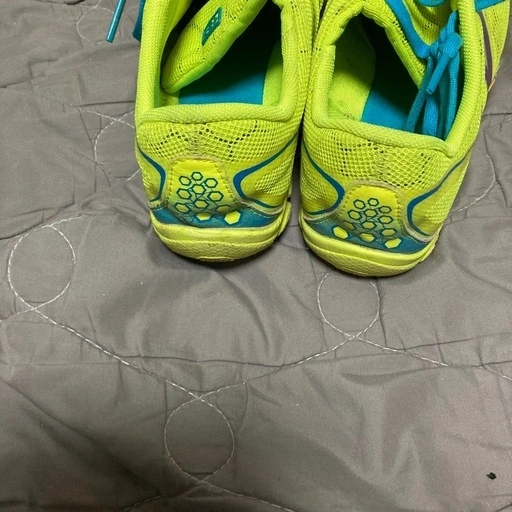 蛍光イエロー New Balance スパイクシューズ 27cmの写真3枚目