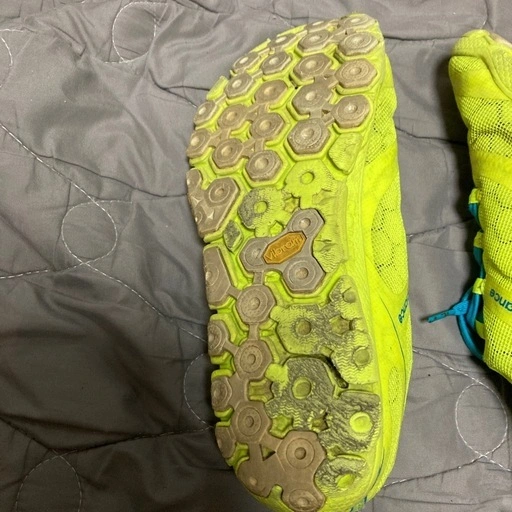 蛍光イエロー New Balance スパイクシューズ 27cmの写真4枚目