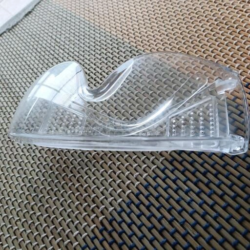 保護メガネ