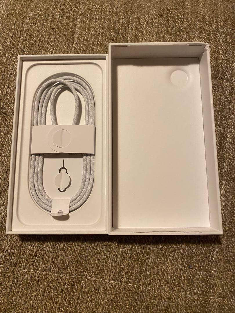 iPhone16e 空箱 純正ケーブル SIMピン