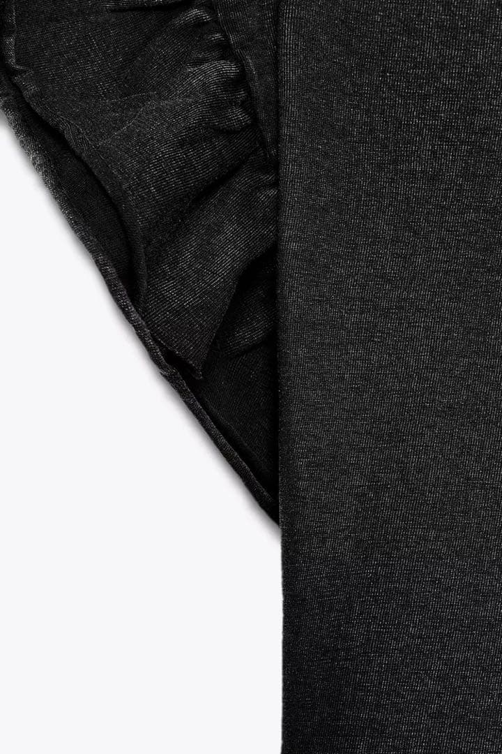 完売品 ZARAフリルスリーブ 綿 Tシャツ Lサイズ ブラック ウォッシュ加工の写真3枚目