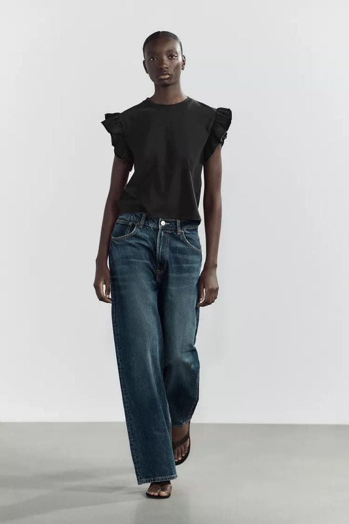 完売品 ZARAフリルスリーブ 綿 Tシャツ Lサイズ ブラック ウォッシュ加工の写真4枚目