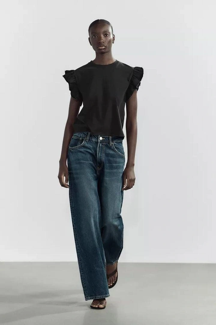 完売品 ZARAフリルスリーブ 綿 Tシャツ Lサイズ ブラック ウォッシュ加工の写真4枚目