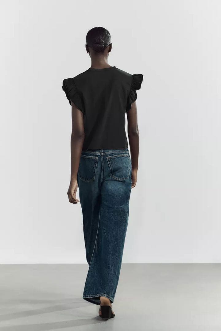 完売品 ZARAフリルスリーブ 綿 Tシャツ Lサイズ ブラック ウォッシュ加工の写真5枚目