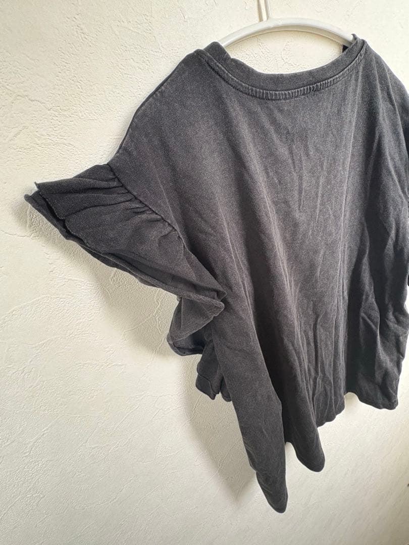 完売品 ZARAフリルスリーブ 綿 Tシャツ Lサイズ ブラック ウォッシュ加工の写真10枚目