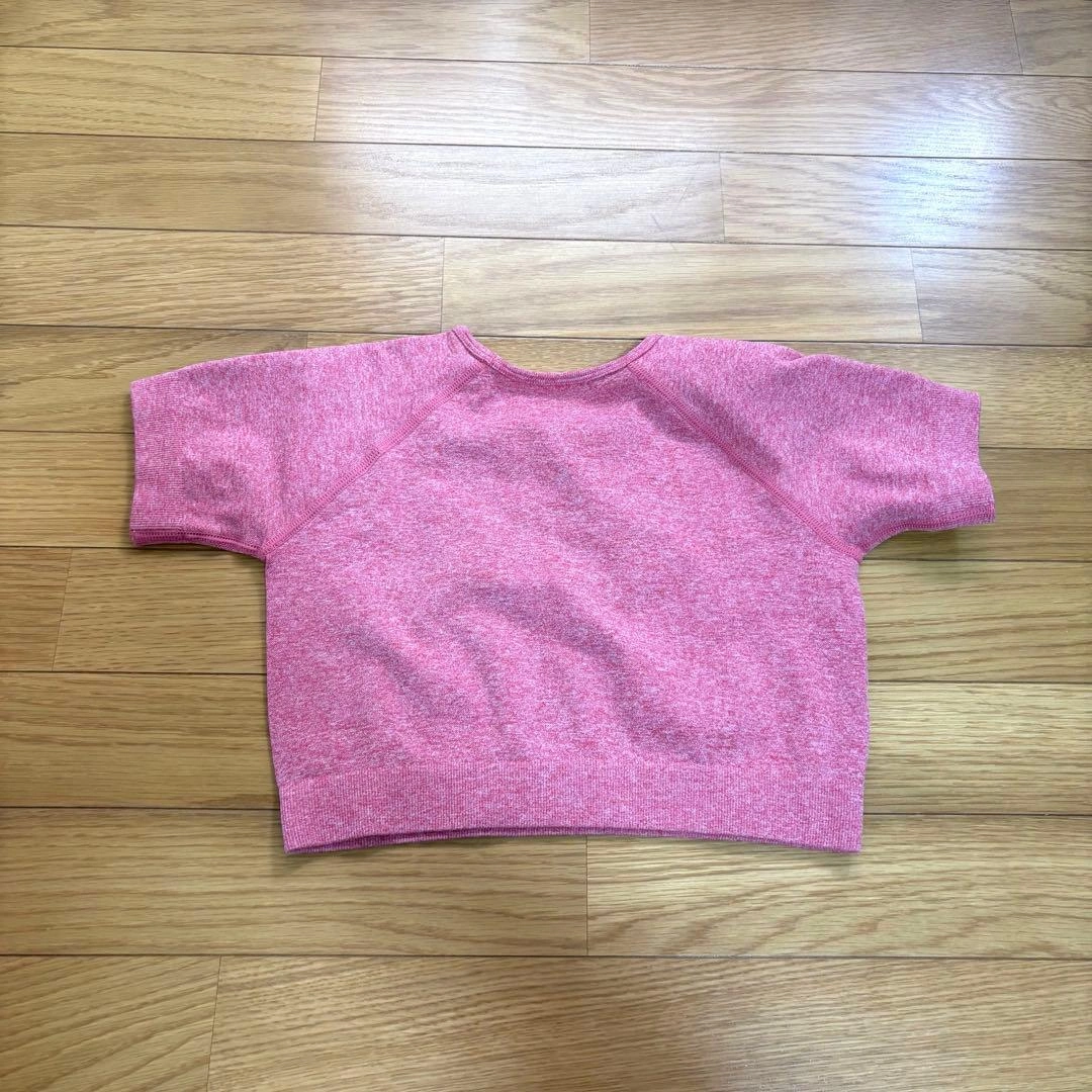 SHEIN クロップドトップスス・レギンス セットアップ レッド、ピンク系の写真5枚目