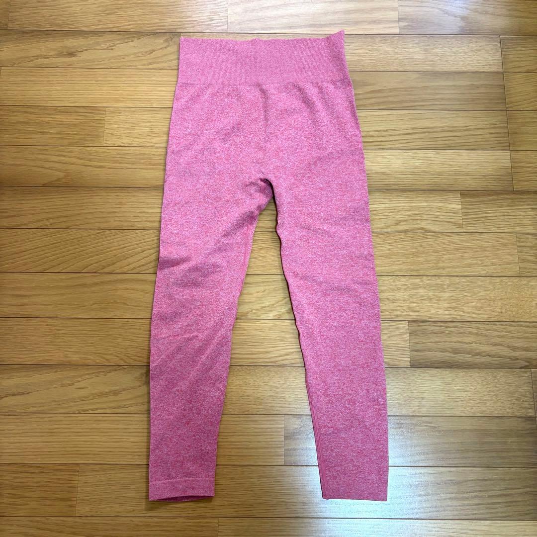 SHEIN クロップドトップスス・レギンス セットアップ レッド、ピンク系の写真6枚目