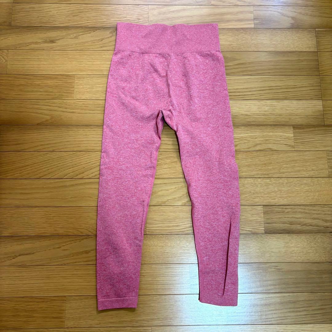 SHEIN クロップドトップスス・レギンス セットアップ レッド、ピンク系の写真7枚目