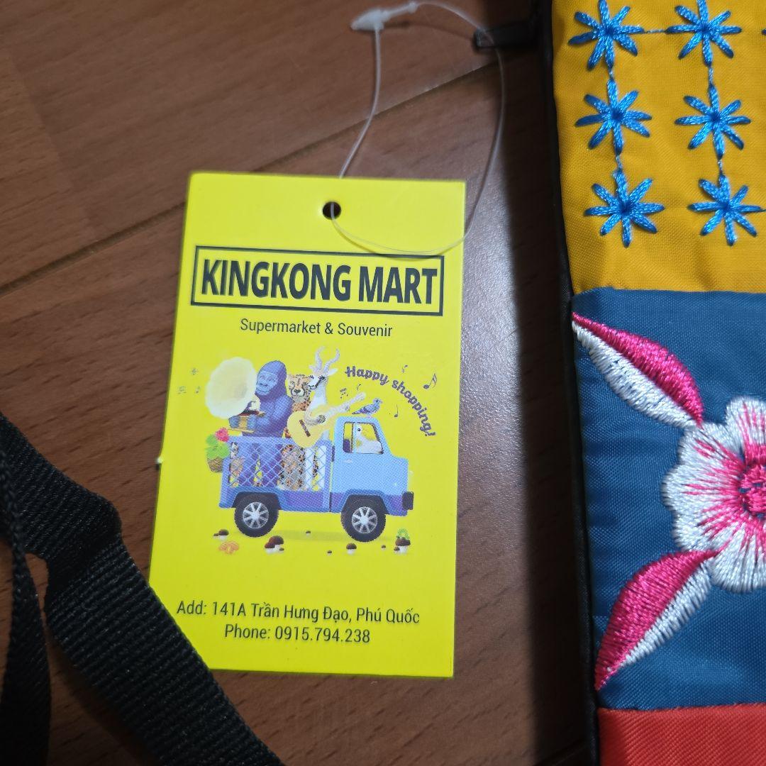 【完全未使用】KINGKONG MART 刺繍サコッシュの写真5枚目