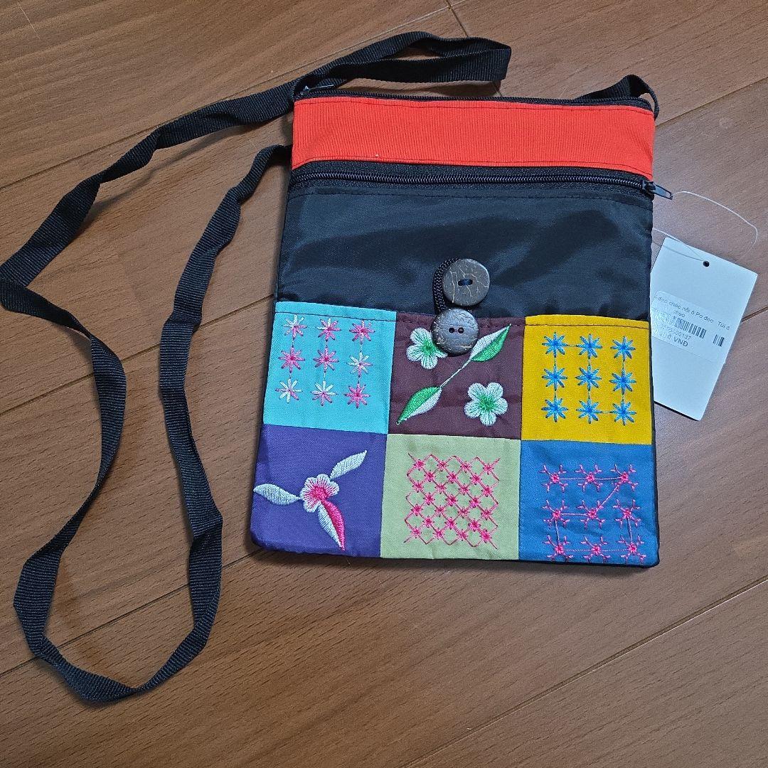【完全未使用】KINGKONG MART 刺繍サコッシュの写真7枚目
