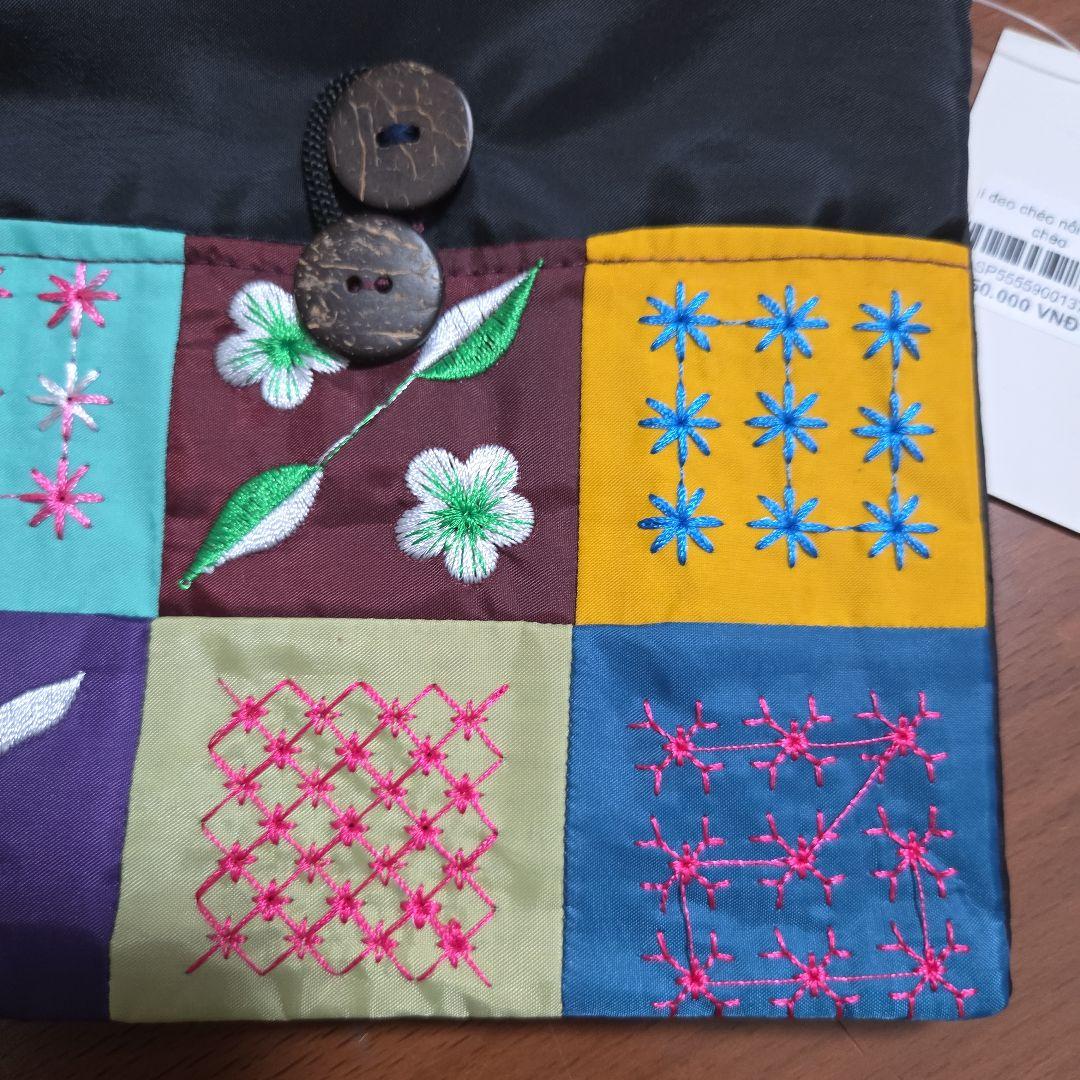 【完全未使用】KINGKONG MART 刺繍サコッシュの写真10枚目
