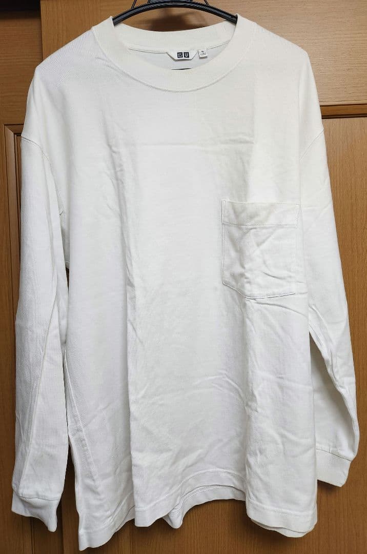 ユニクロユー クルーネックTシャツ 長袖 ホワイト ポケット付き