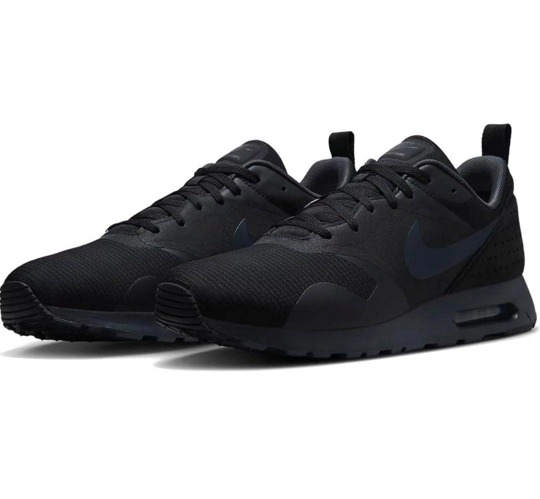 【新品未使用 希少サイズ】ナイキ AIR MAX TAVAS