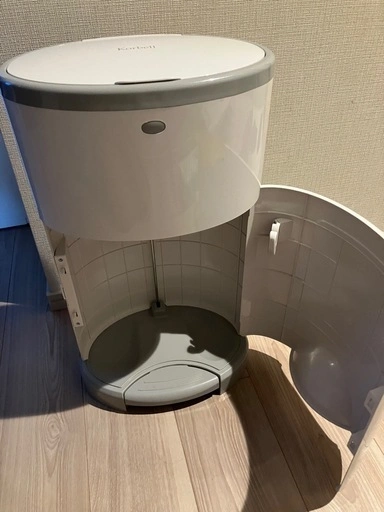 日本育児 オムツポットの写真2枚目