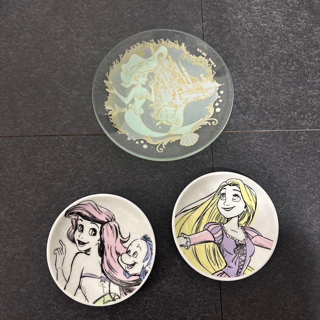 ディズニープリンセス食器 7点セットの写真4枚目