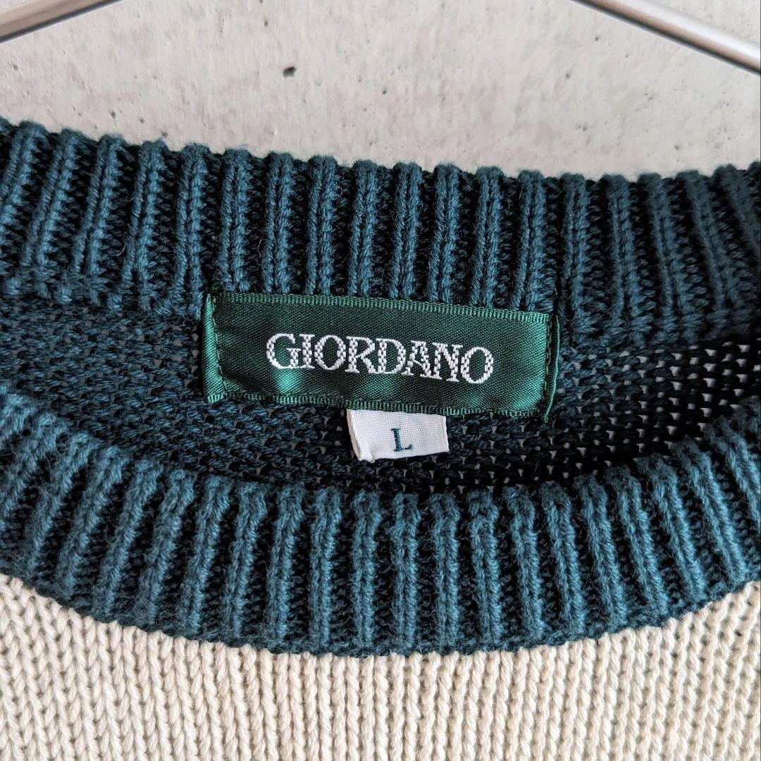 GIORDANO ジョルダーノ 古着 ボーダークルーネックセーターの写真3枚目