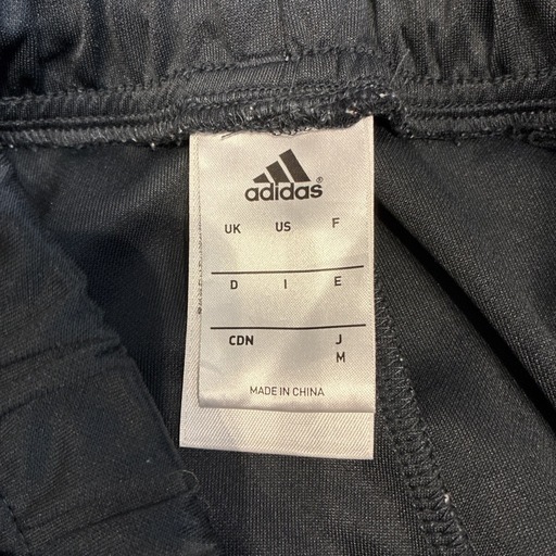 adidas ハーフパンツの写真3枚目