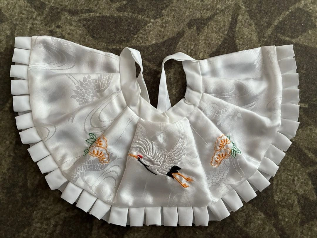 お宮参り用品 スタイと帽子の写真2枚目