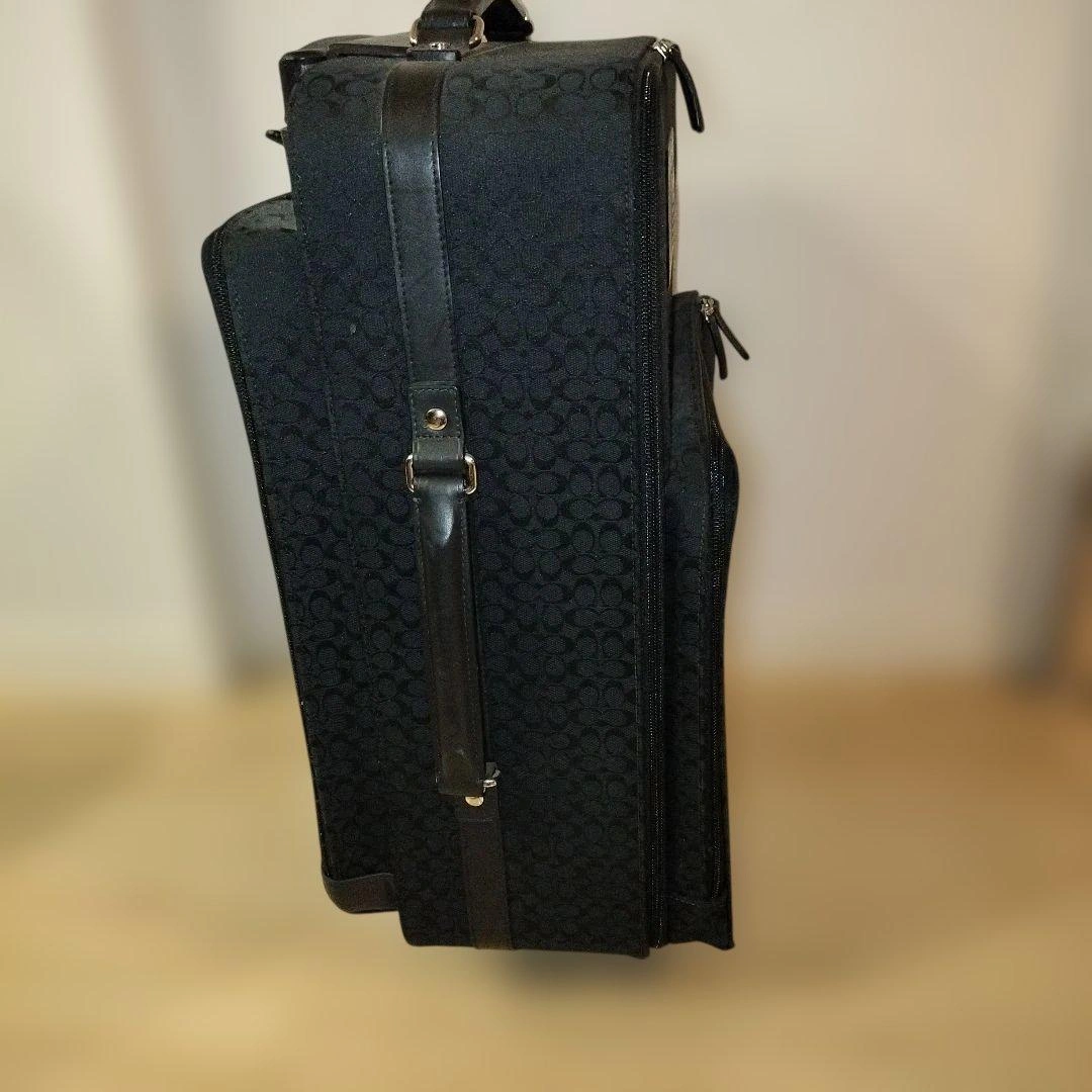 COACH ブラック キャリーケースの写真10枚目