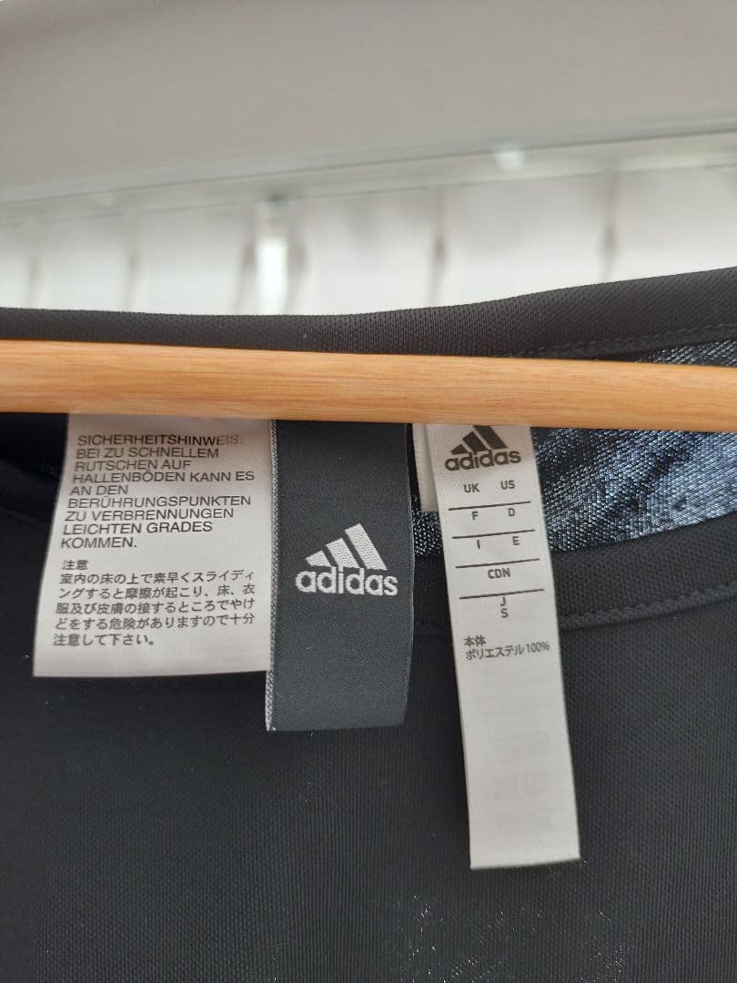 adidas Tシャツ＆フルジップパーカーセットの写真5枚目