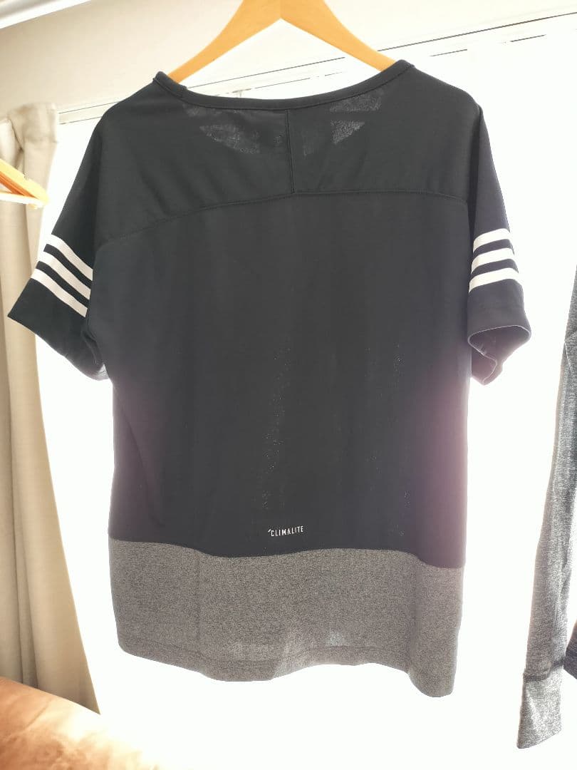 adidas Tシャツ＆フルジップパーカーセットの写真6枚目