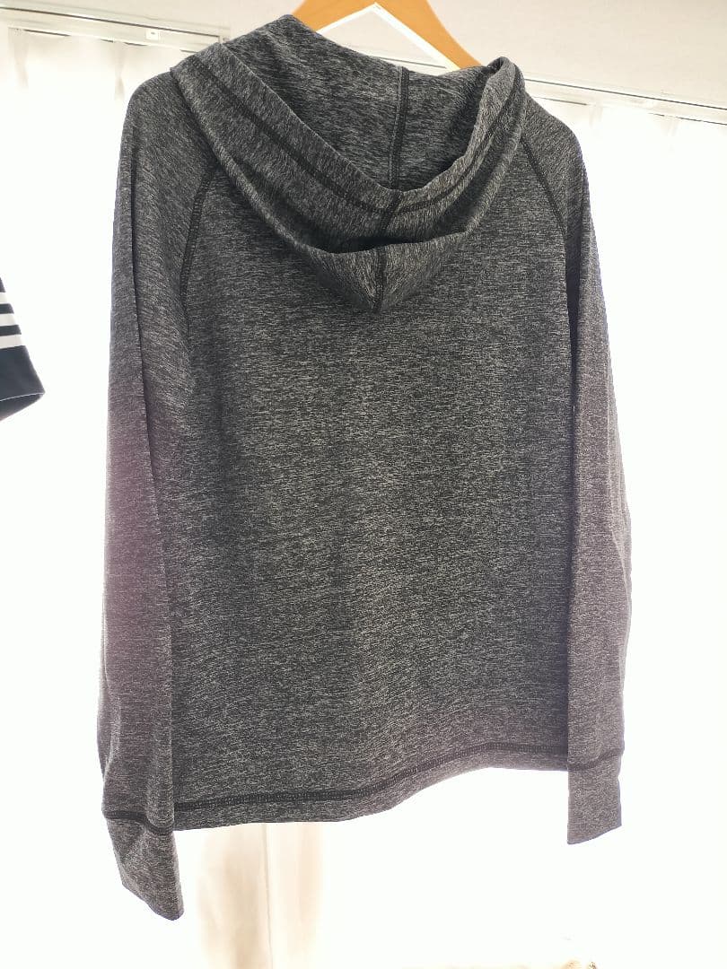 adidas Tシャツ＆フルジップパーカーセットの写真8枚目
