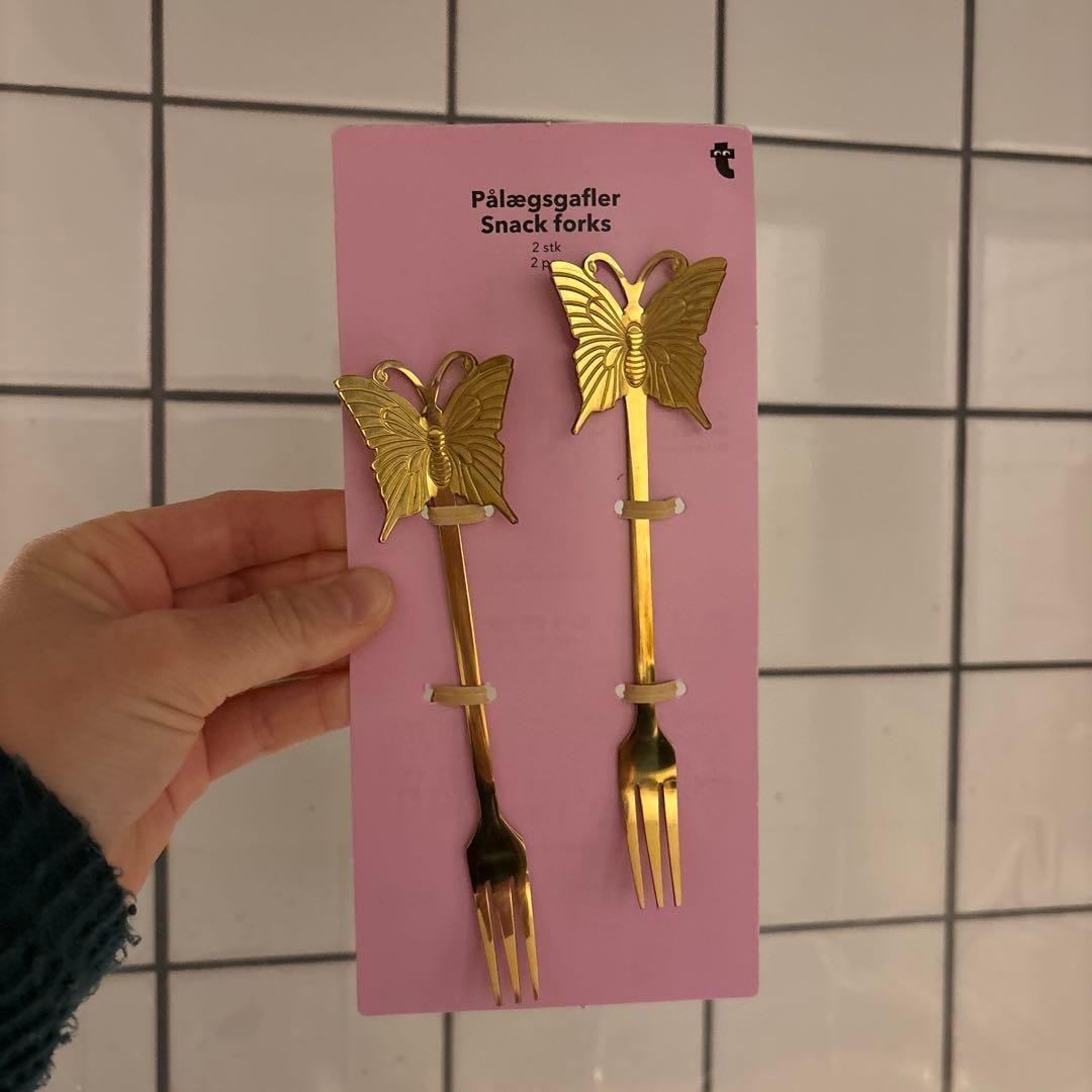 フライングタイガー　可愛い生活用品　蝶デザイン スナックフォーク 2本セット