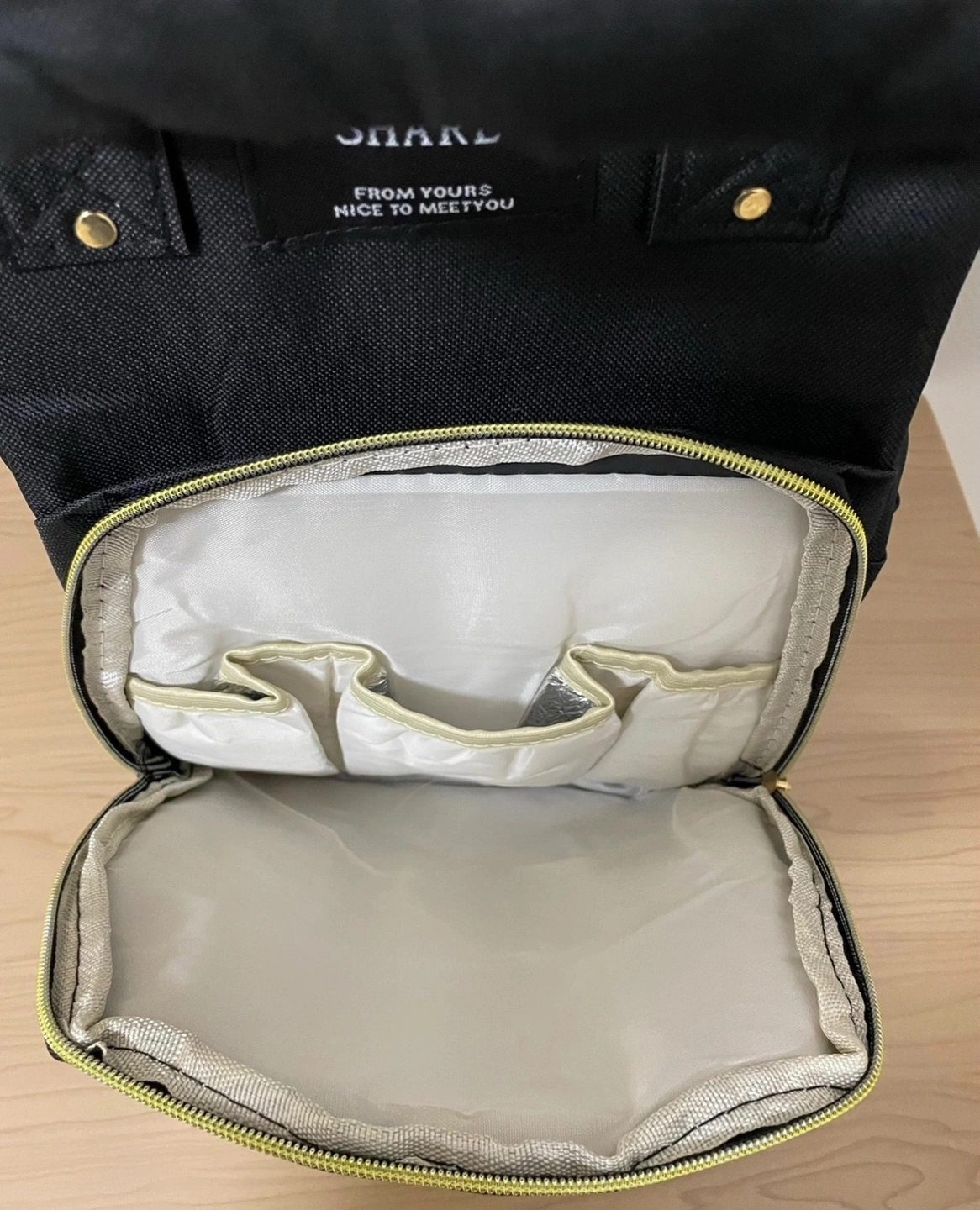 新品 未使用 レディース リュック バッグ 大容量 通勤リュック マザーズバッグの写真4枚目